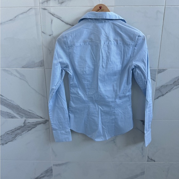 Vintage 90’s office siren button up H&M top - size fits a small - Picture 7 of 8